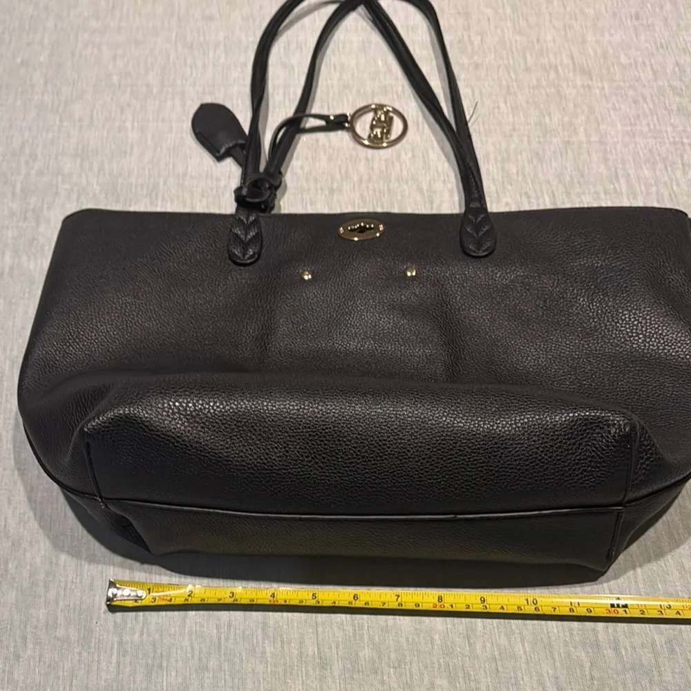 BCBG Elegant BlackTote